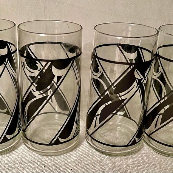 Libbey Tumblers Set of 4 With Three Black Diagonal Bands Leaf Design 14 Oz EVC. - Picture 3 of 8